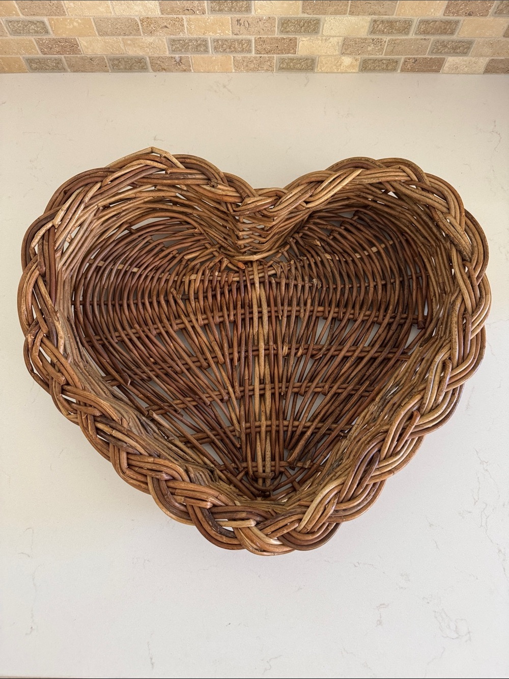 Williams Sonoma Heart-Shaped Wicker Basket - Brown New ✨